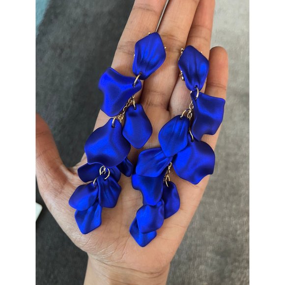 Royal blue earrings petal blue flower, long blue , blue wedding earrings large - Picture 9 of 9